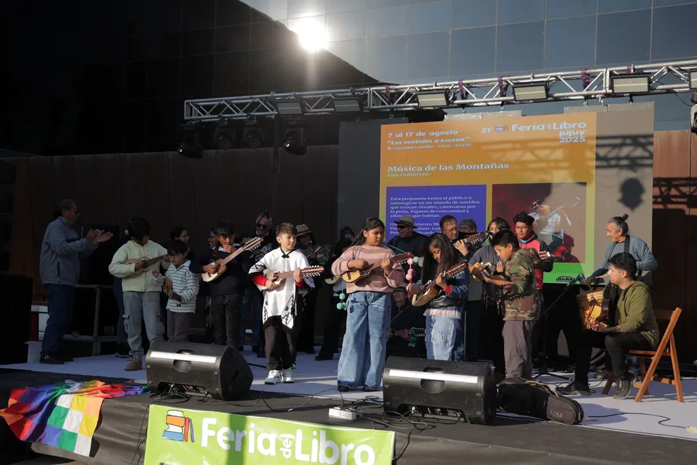 feria libro lunes 11 agosto (4)
