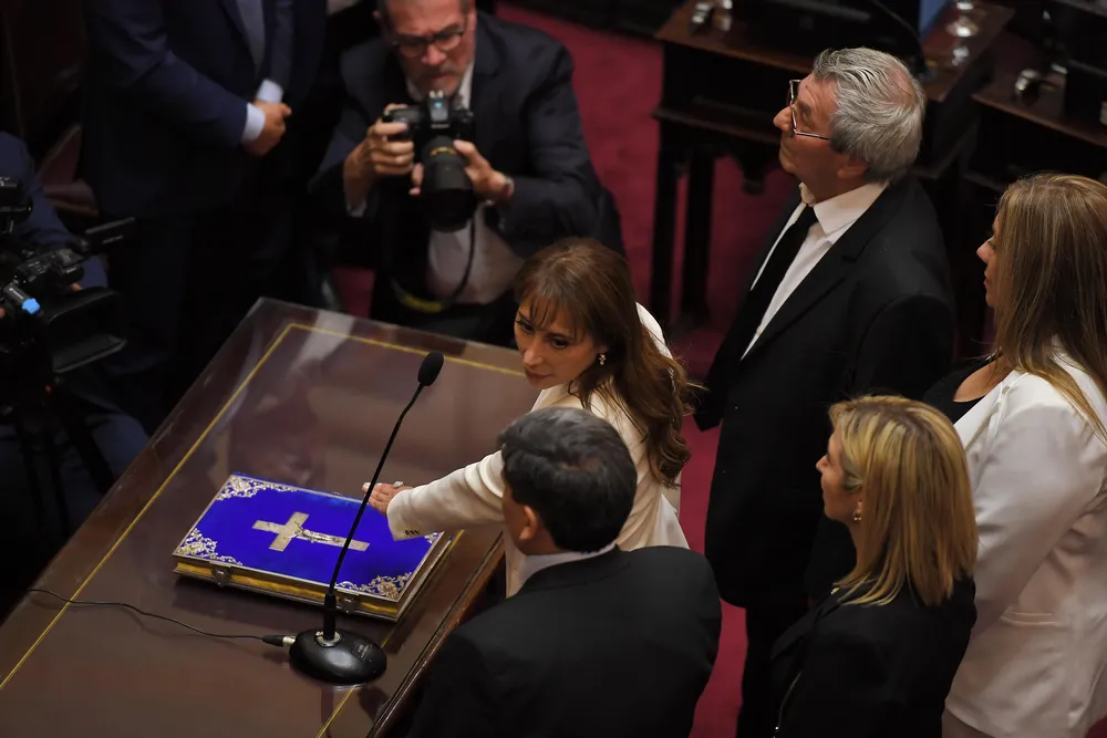 el-senado-inici-la-sesi_1033144