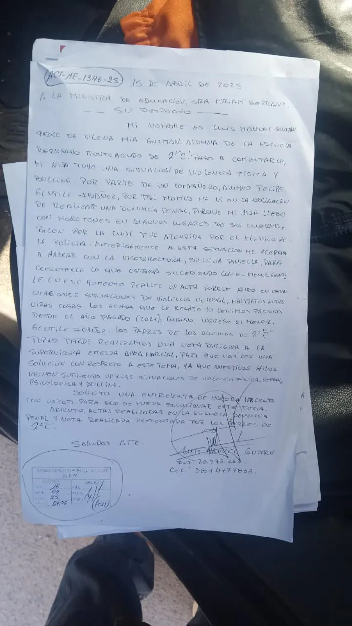 denuncia agresion menor escuela monteagudo