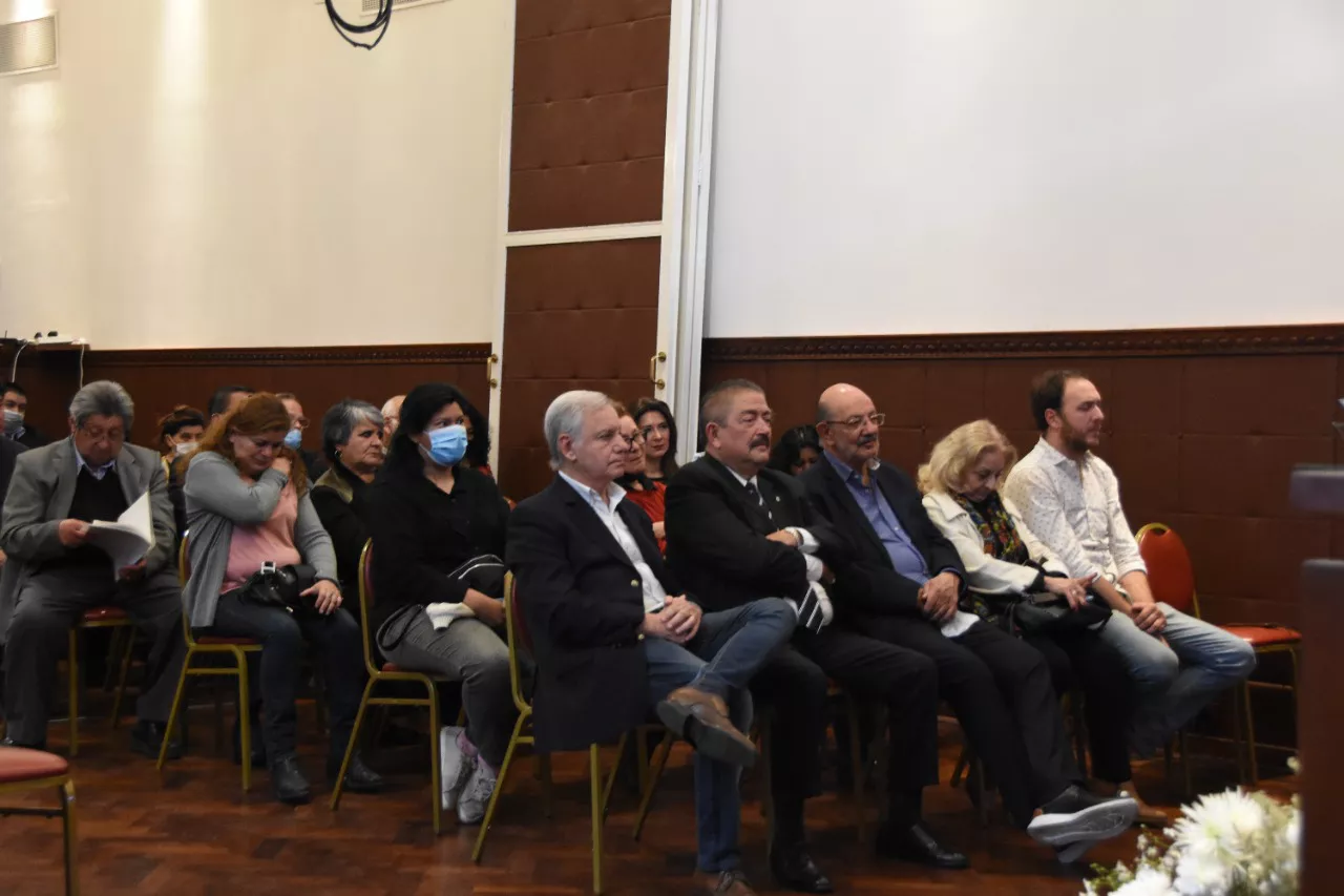 HOMENAJE MERCEDES CASTRO1