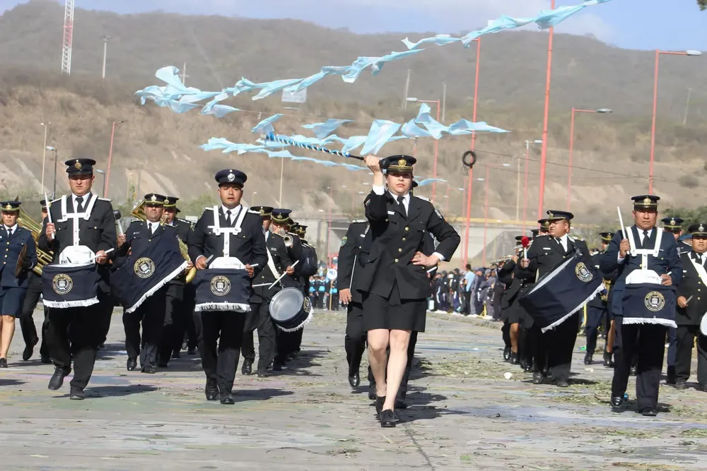 180 aniversario policía provincia22