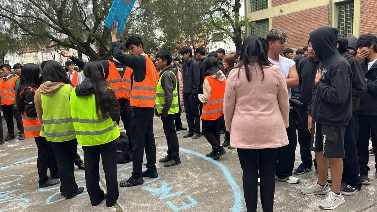 evacuacion escuelas