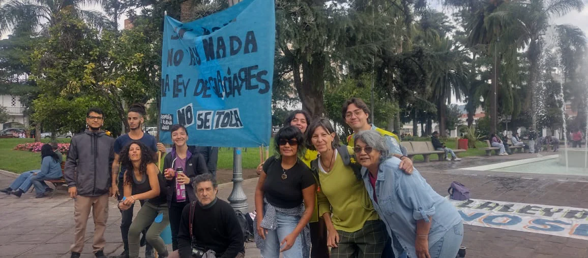 protesta ley de glaciares