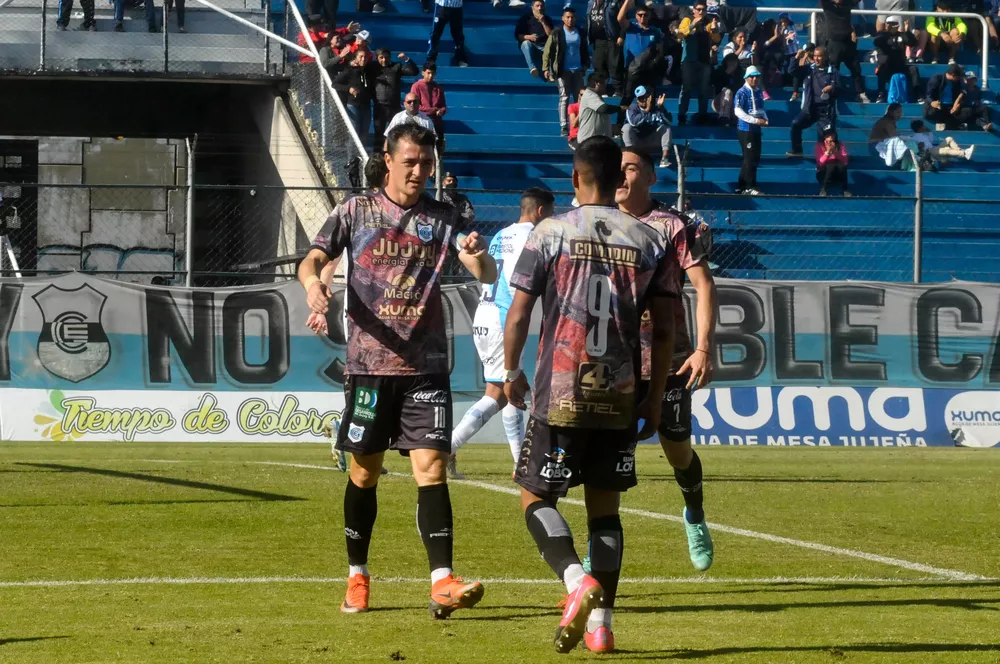 20-06-2022_gimnasia_esgrima_de_jujuy_vencio (2)