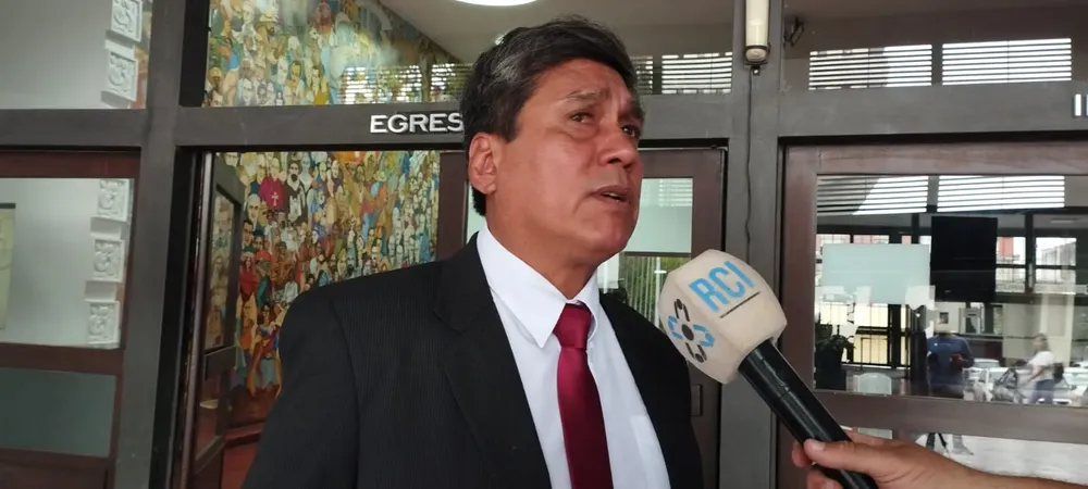 JORGE ZURUETA JUEZ
