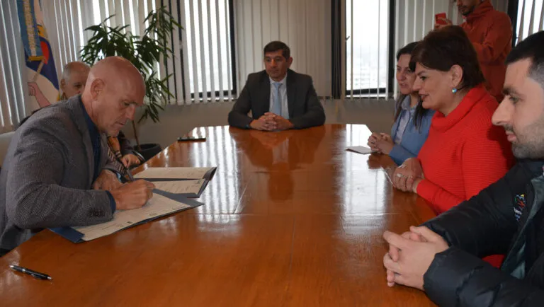 FIRMA-CONVENIO-SCJ-MINISTERIO-AMBIENTE-Y-CAMBIO-CLIMATICO-JUZGADO-AMBIENTAL-CAMPANA-CIGARRILLOS.1-21.8.24-768x434