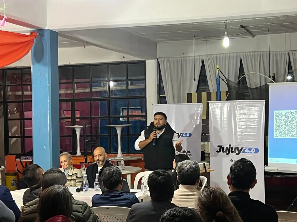 charla debate alto comedero