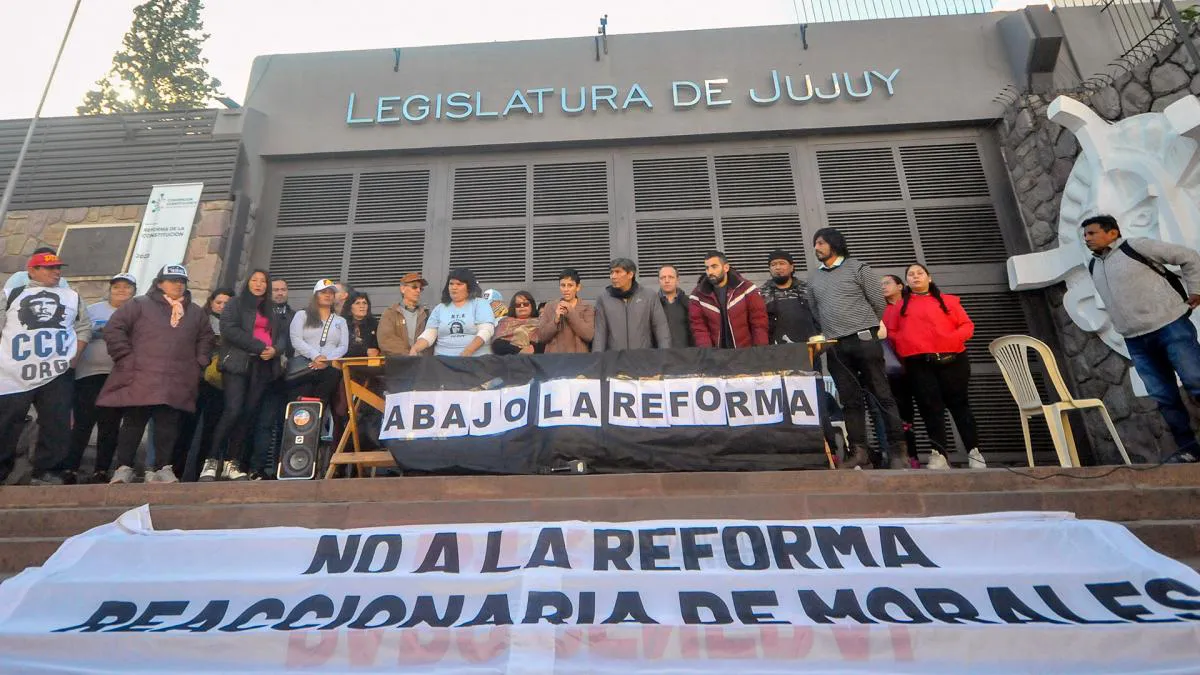 izquierda abajo la reforma