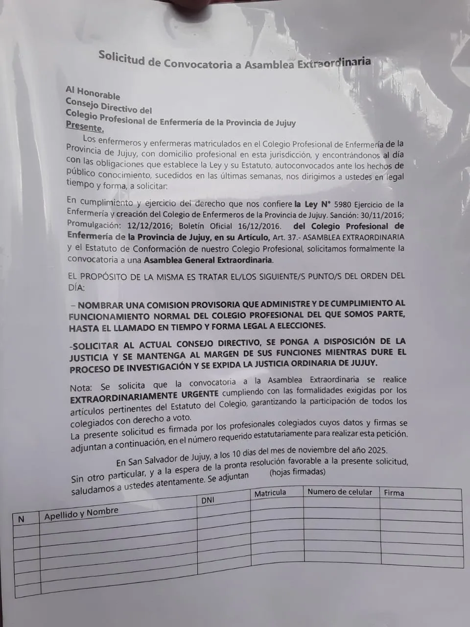 colegio de enferemero marcha reclamo