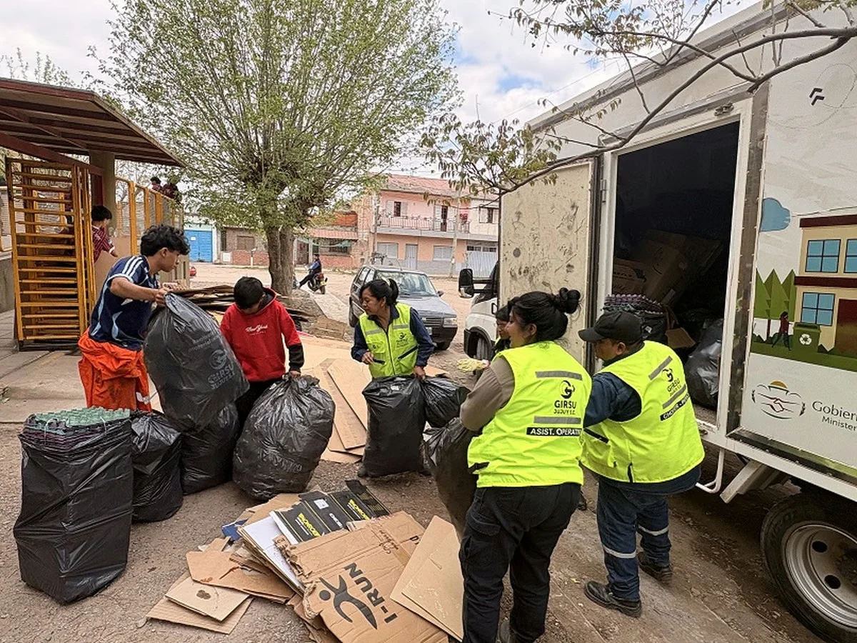 RECICLAJE ESTUDIANTES1