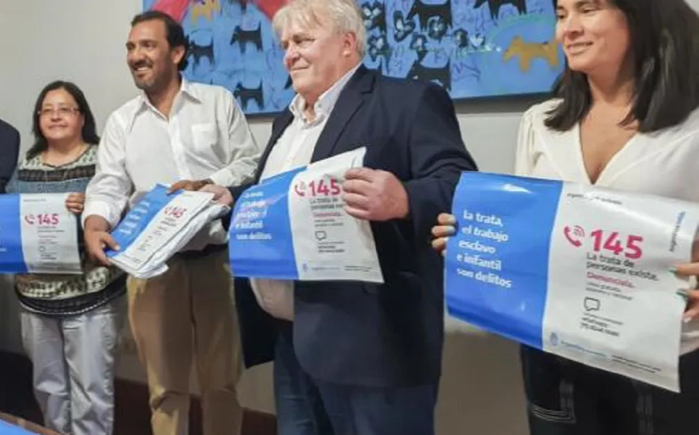 Colocaran-800-avisos-de-la-linea-145-para-denunciar-delitos-trata-de-personas-620x330-1