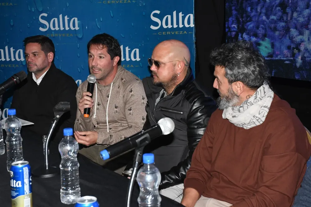 Salta carnaval invierno los Tekis conferencia 