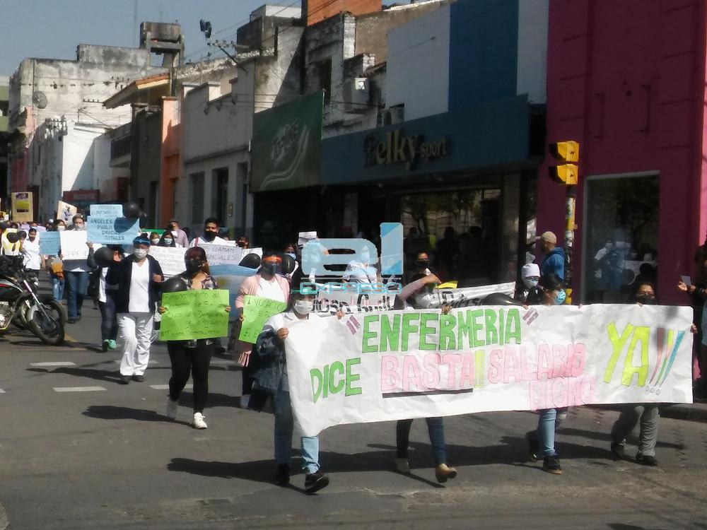 marcha enfermeros 21S (24)