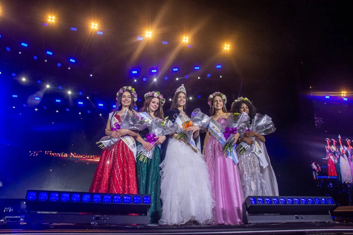 CONSTANZA REINA NACIONAL a