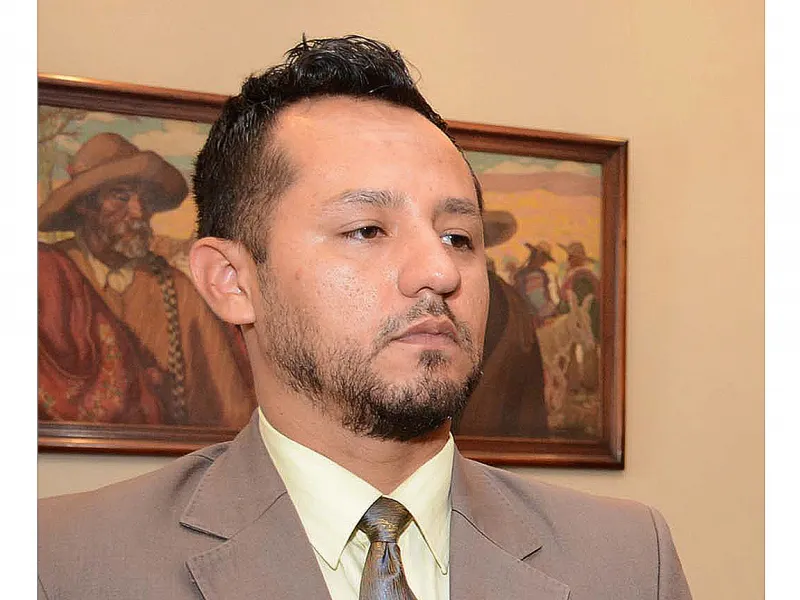 1-matias-ustarez_22946