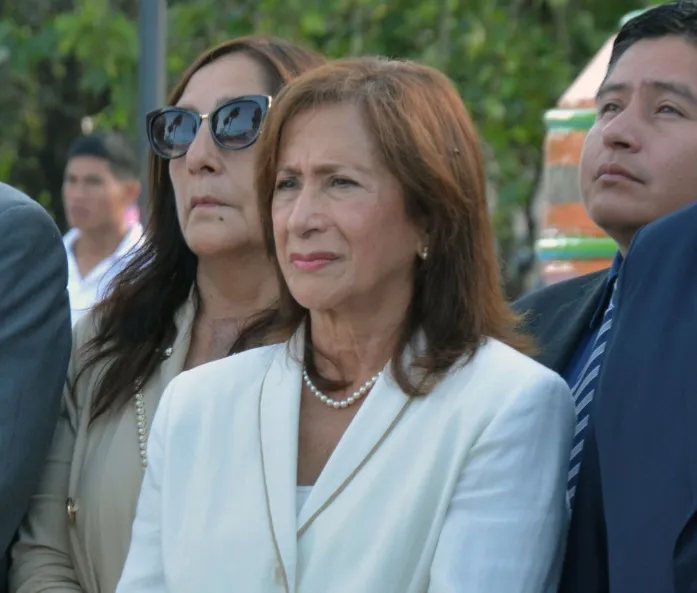 Laura lamas juez stj 
