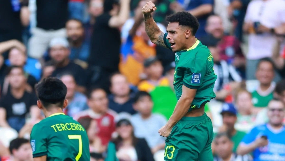 BOLIVIA SURINAM FESTEJO1