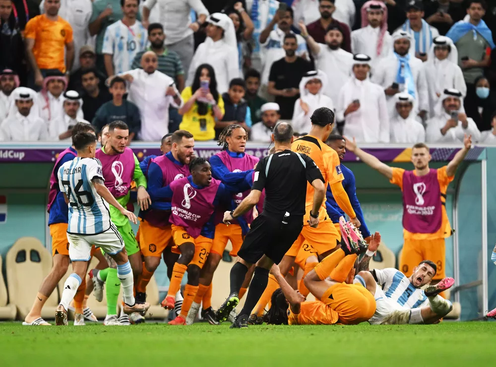 09-12-2022_los_jugadores_suplentes_de_paises