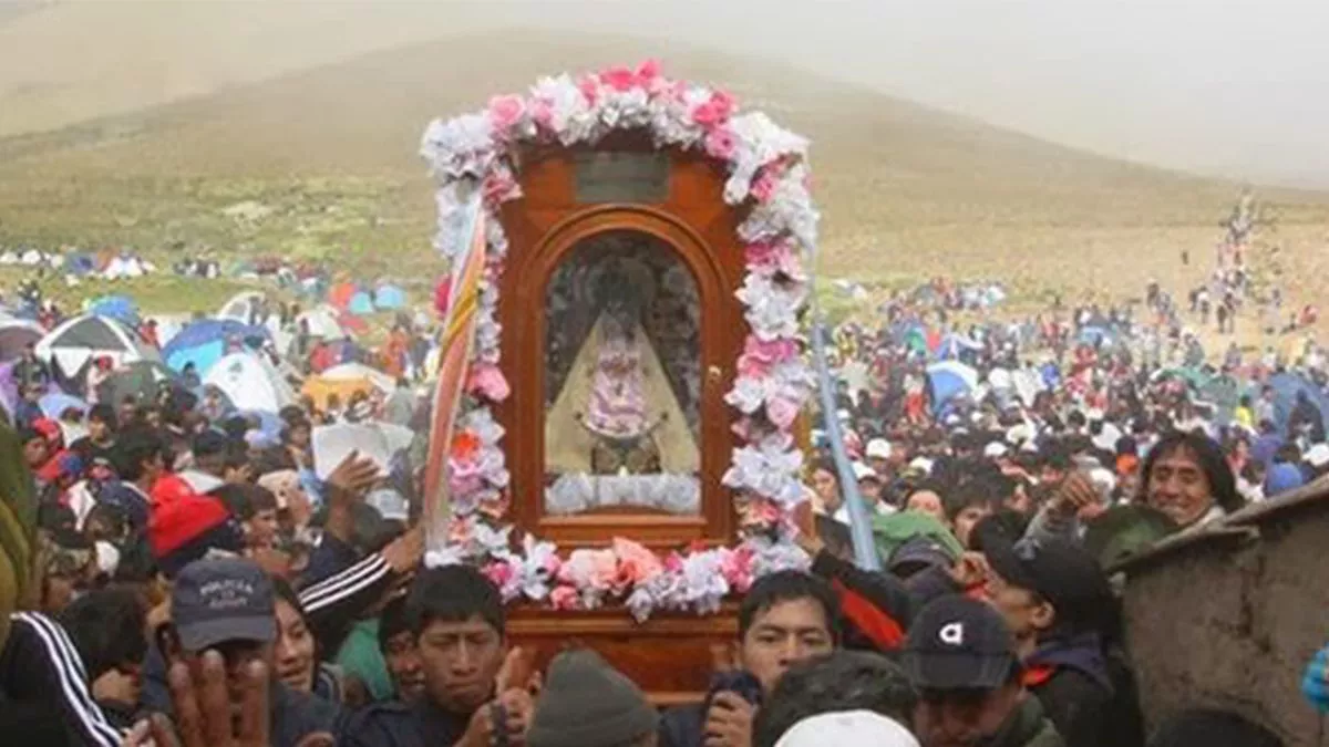 Virgen de Punta Corral: DISPONEN COLECTIVOS DESDE LA VIEJA TERMINAL A TUMBAYA