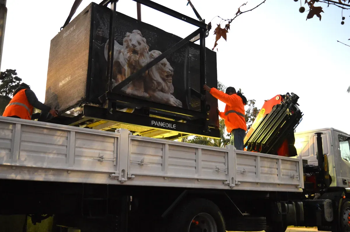 lola-mora-traslado-los-leones2