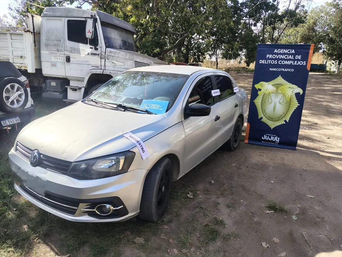 NARCOMENUDEO AUTO SECUESTROS