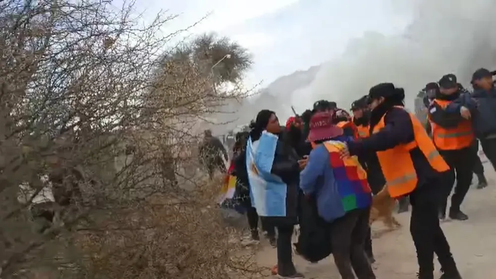desalojo comunidad santa rosa1