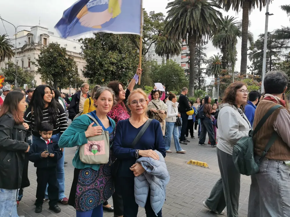 MARCHA NI UNA MENOS BERNAL