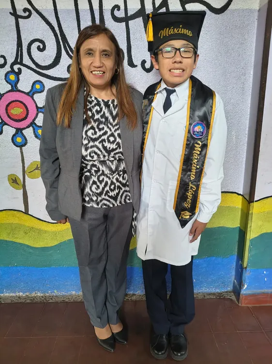 vice directora karina betancourt y maximo augusto lopez