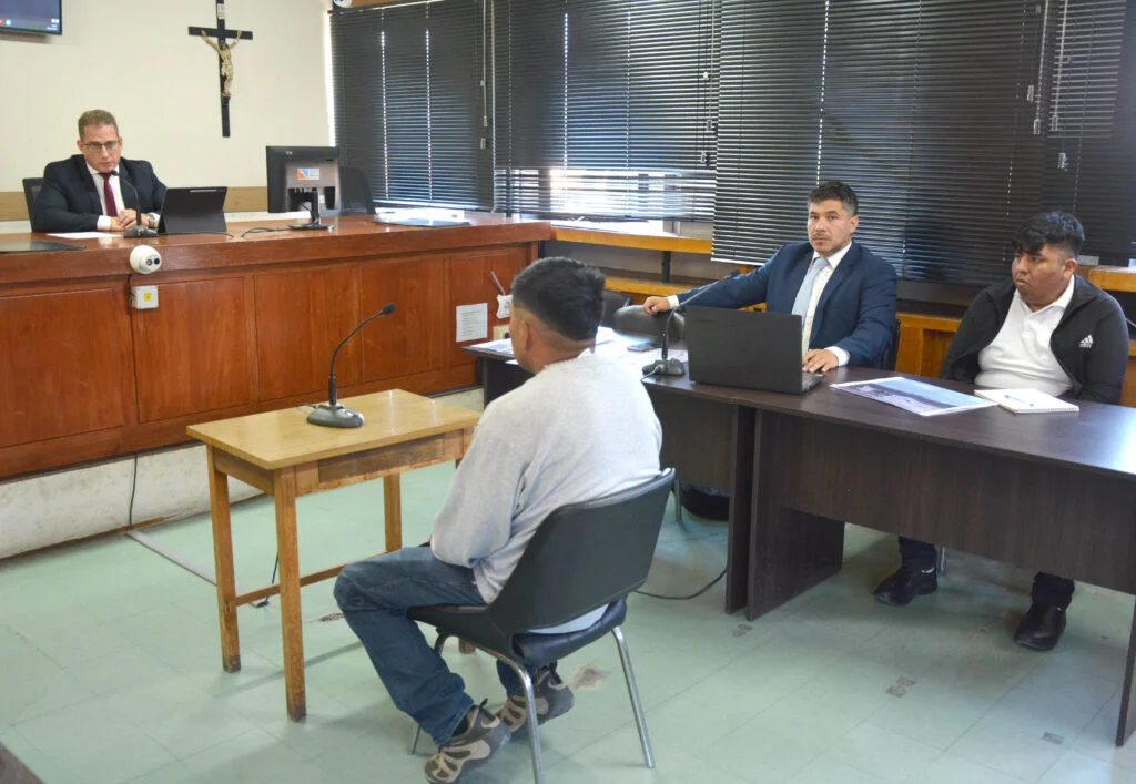 JUEZ-UNIPERSONAL-DR.-PULLEN-LLERMANOS-Juicio-a-J.L.Colqui-por-Homicidio-Culposo-4.3.26-1024x707