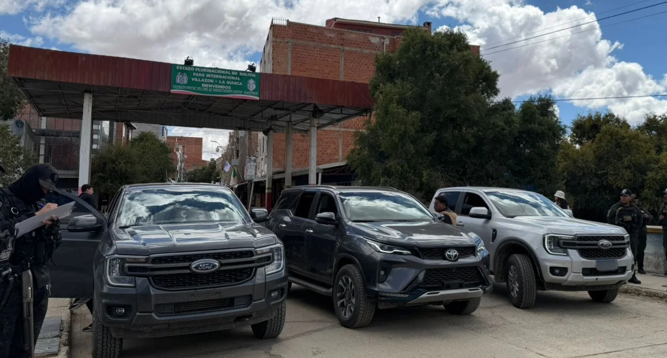 la quiaca operativo policial recupero camionetas2