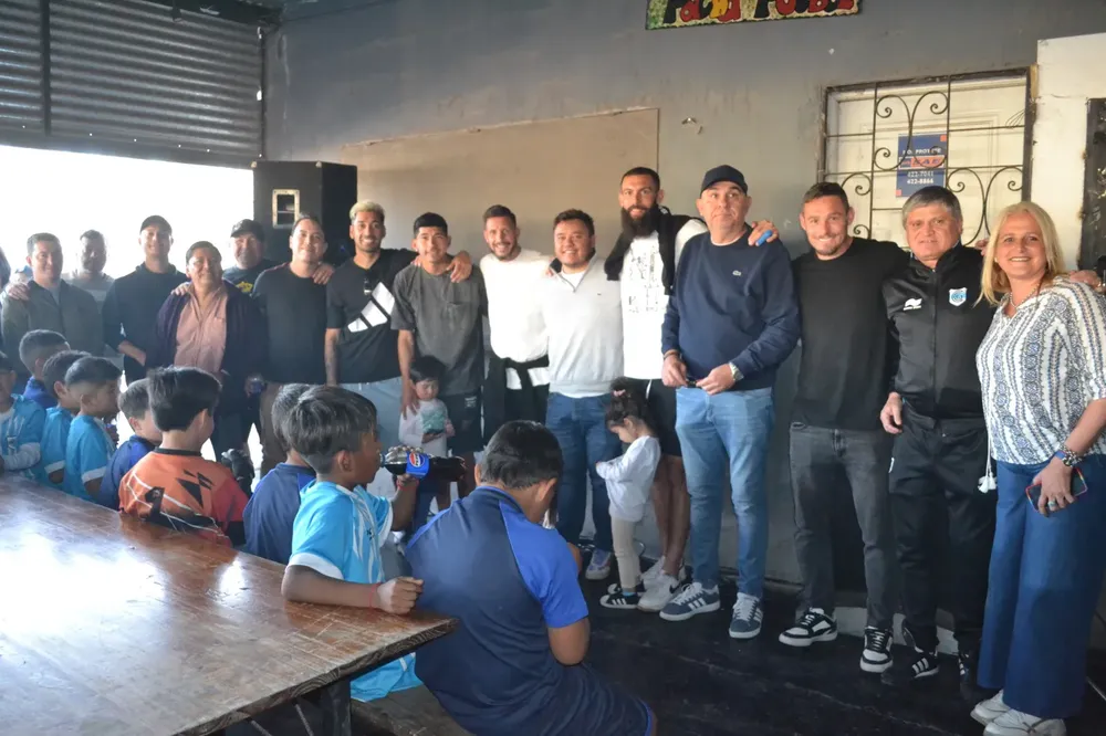 AGASAJO DIA DEL NIÑO LOBITOS6