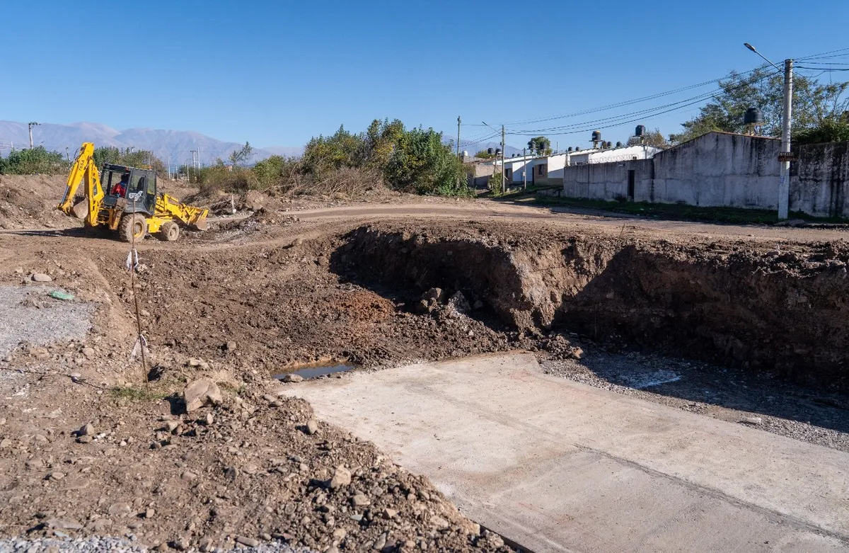 alto-comedero-obras-puentes-alcantarillass-02
