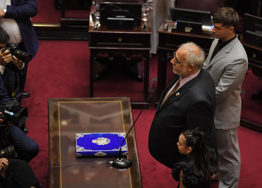 el-senado-inici-la-sesi_1033132