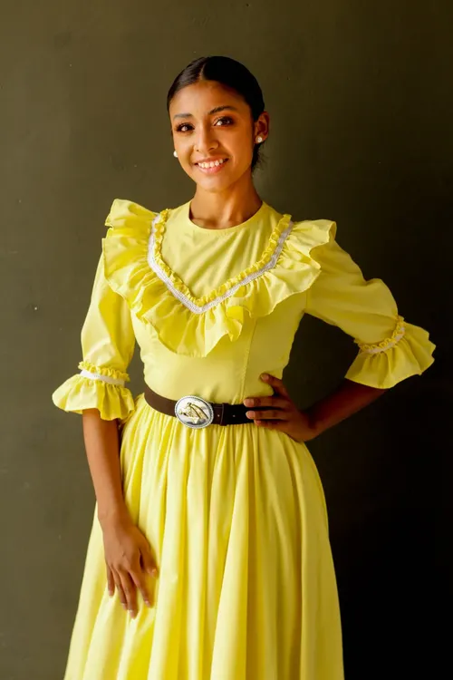 ANA CORONEL BAILARINA3