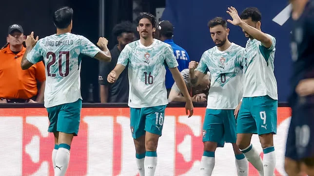 PORTUGAL AVANZO A OCTAVOS1