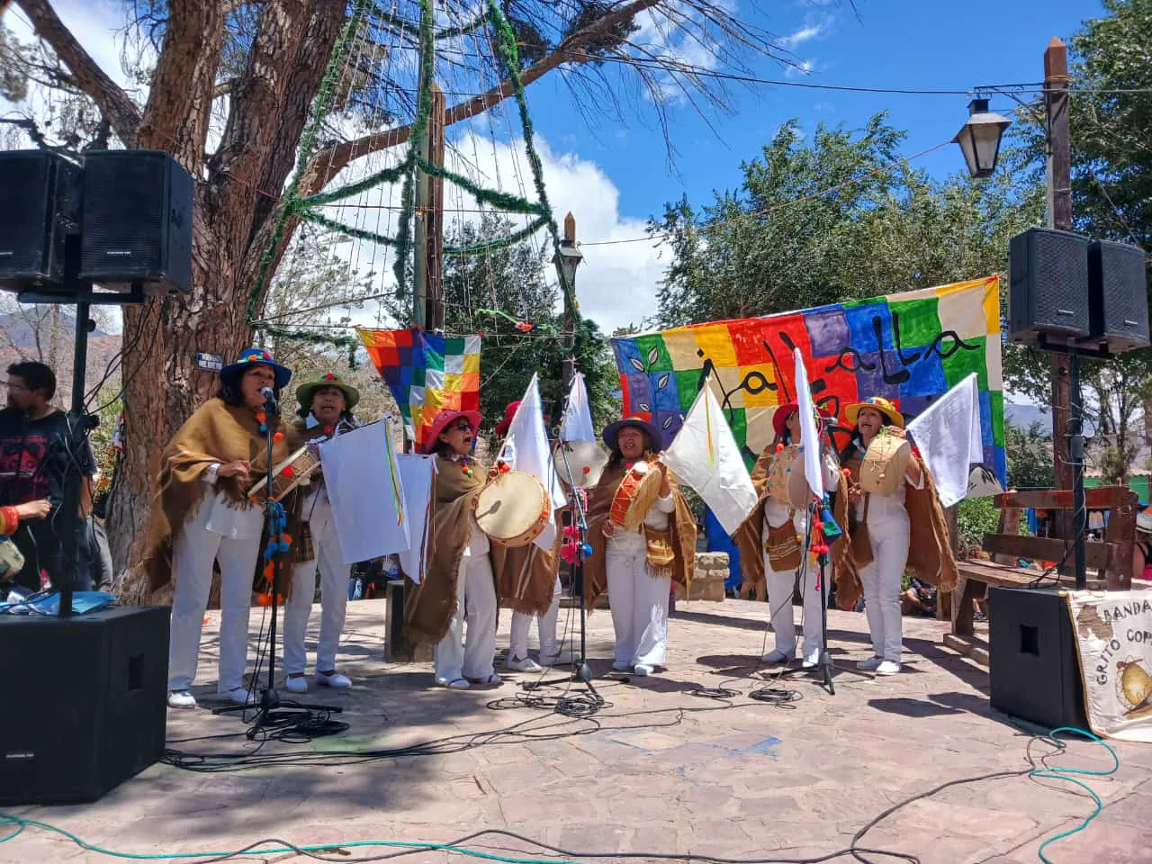 MUJERES ARTISTAS 9° ENCUENTRO JALLALLA WARMI2