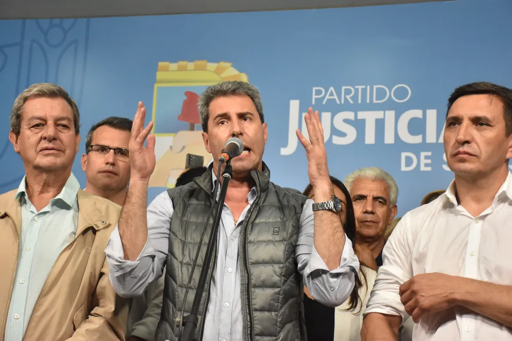 15-05-2023_el_gobernador_de_san_juan