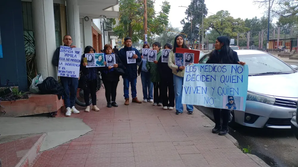 RECLAMO JUSTICIA YAMILA CHAVEZ