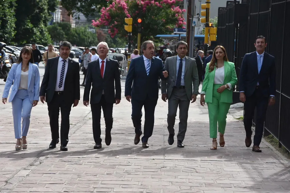 Parlamento del noa vicegobernadores