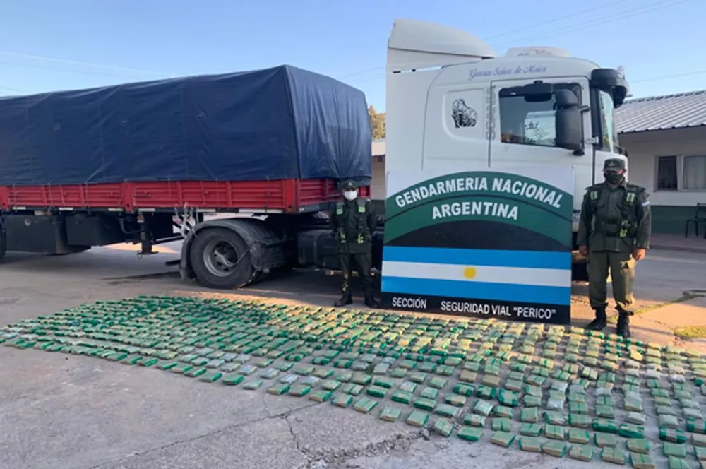 coca camion mineral2