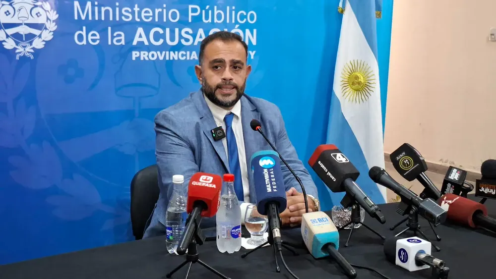 beller conferencia prensa